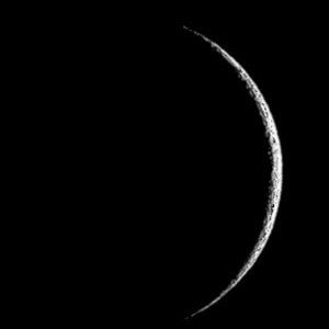 Moon age: 1 days,7 hours,21 minutes,2%